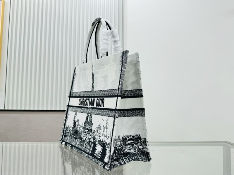 Dior Shopping Bags